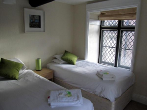 Гостиница Queens Head Inn  Монмаут